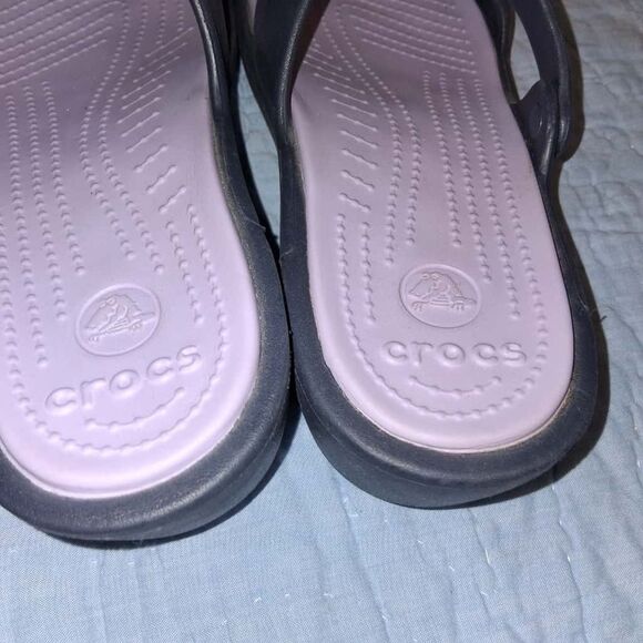 CROCS Women's Blue Gray Sandals Size 11W - Picture 6 of 9
